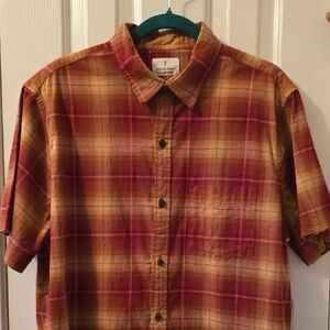 MUTUAL WEAVE BRAND MENS RED PLAID SHORT SLEEVE FRONT BUTTON SHIRT SIZE LT